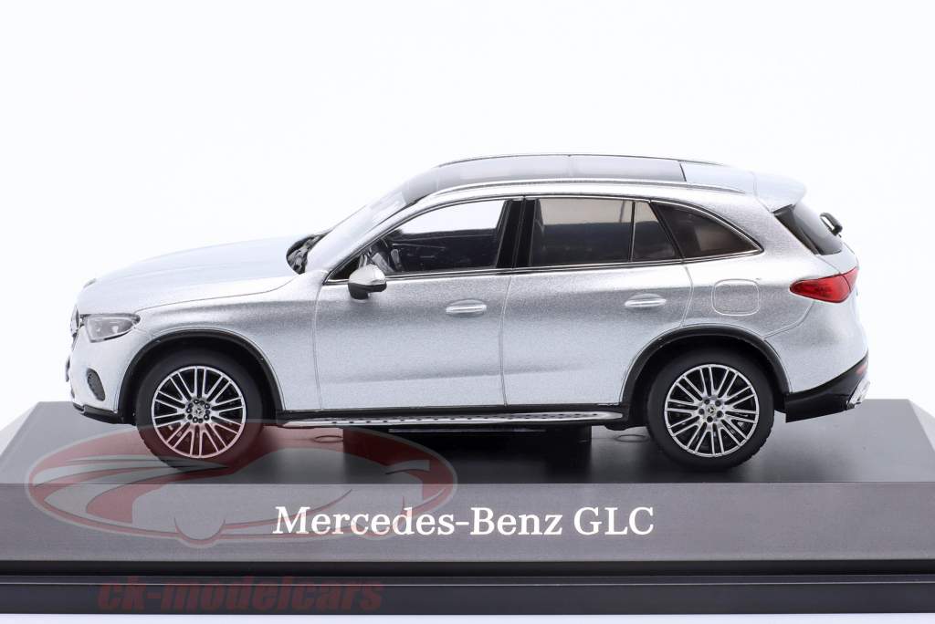 Mercedes-Benz GLC (X254) hightech silber 1:43 iScale