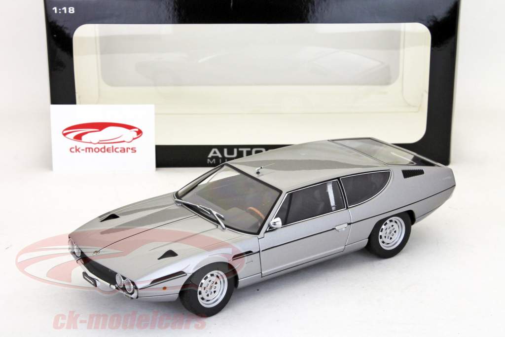 Lamborghini Espada Serie 2 sølvmetallic 1:18 Autoart