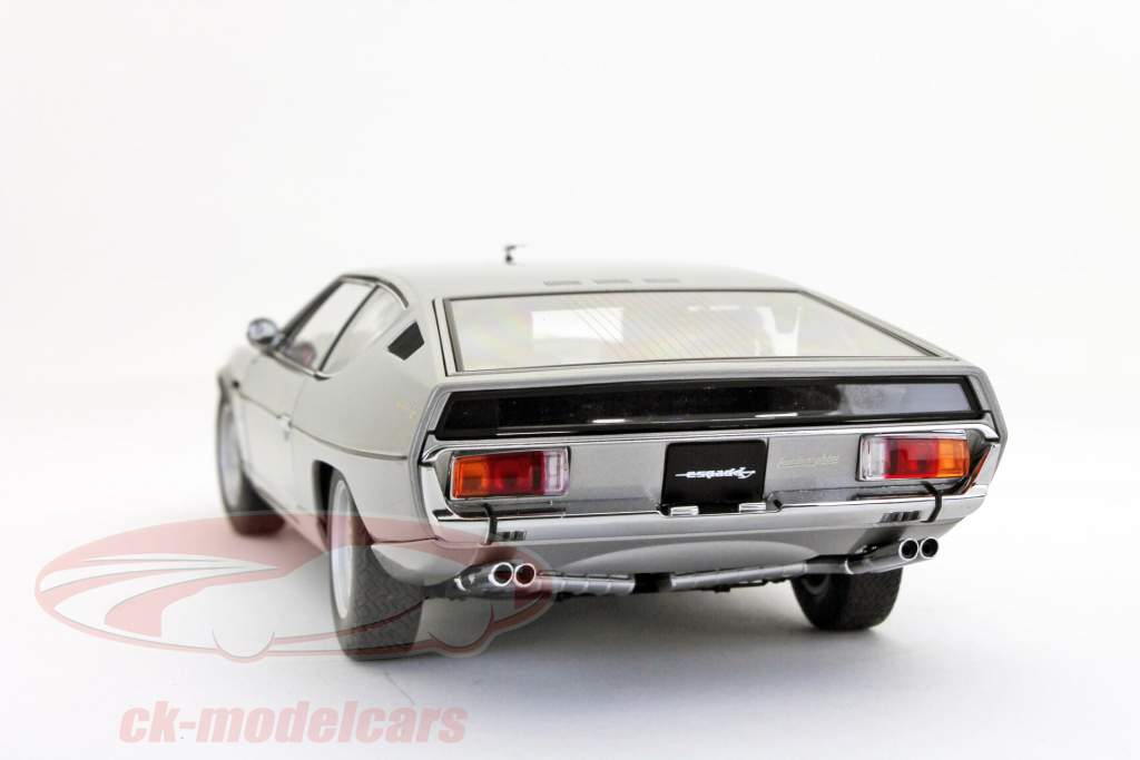 Lamborghini Espada Series 2 argento metallizzato 1:18 AutoArt