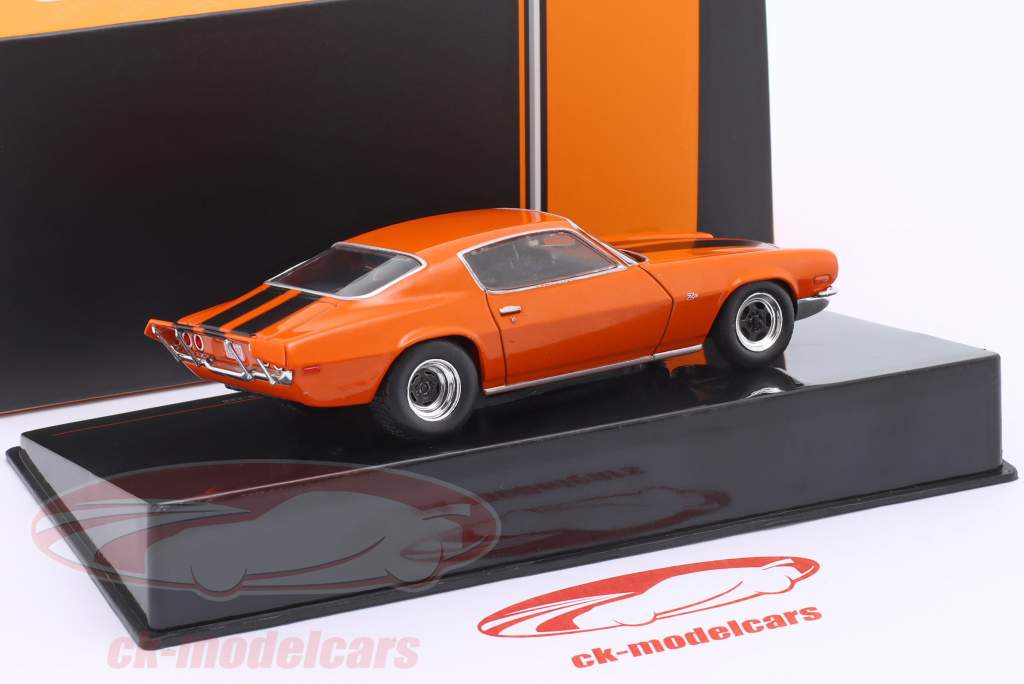 Chevrolet Camaro RS-Z28 year 1972 orange / black 1:43 Ixo