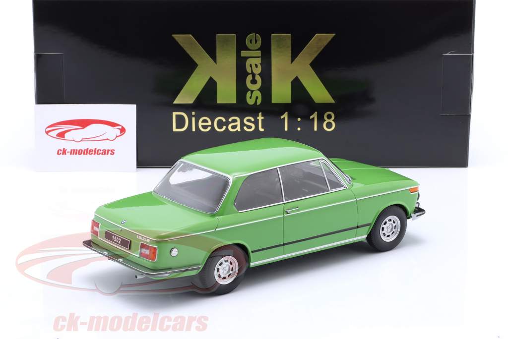 BMW 1502 2. series year 1974 green 1:18 KK-Scale