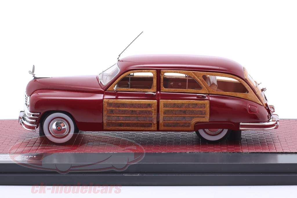 Packard Eight Station Sedan Anno di costruzione 1948 vino rosso 1:43 Matrix