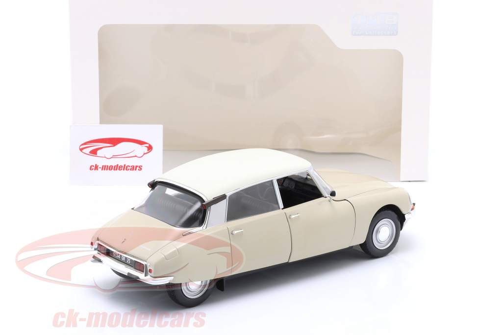 Citroen D Special Année de construction 1972 beige 1:18 Solido