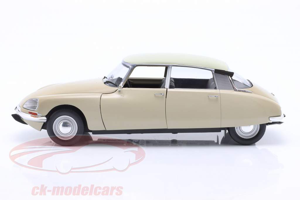 Citroen D Special Année de construction 1972 beige 1:18 Solido