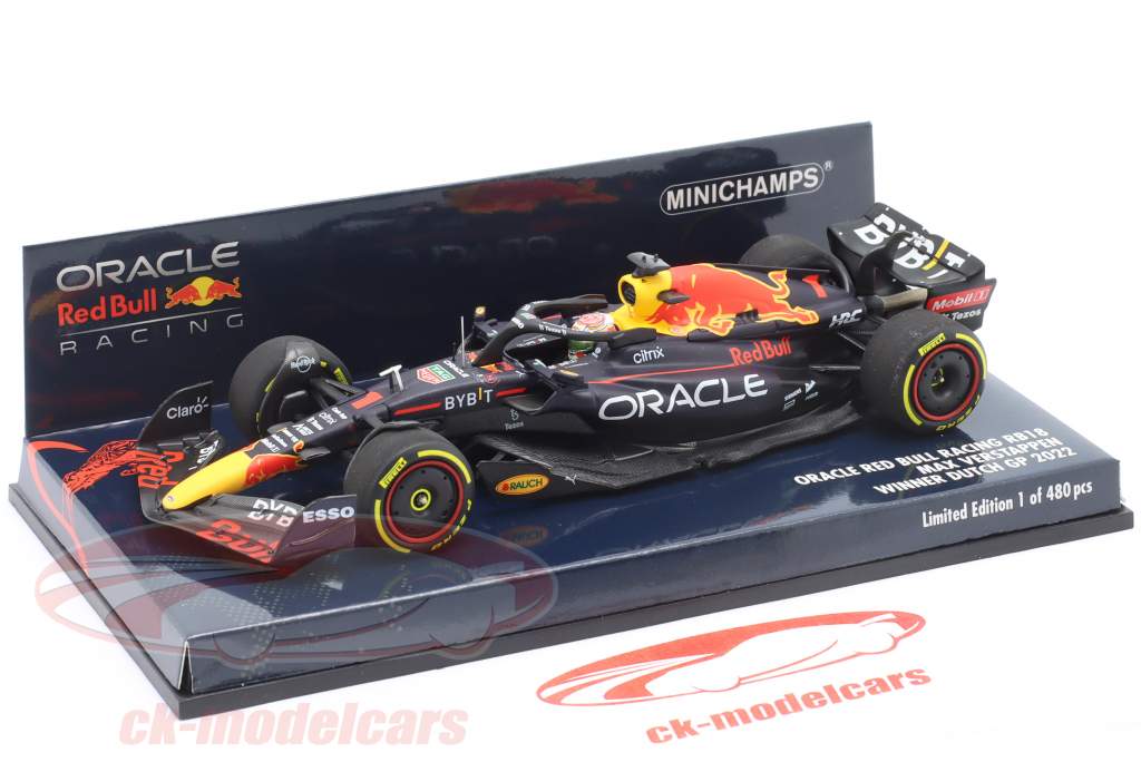 M. Verstappen Red Bull RB18 #1 winnaar Nederlands GP formule 1 Wereldkampioen 2022 1:43 Minichamps