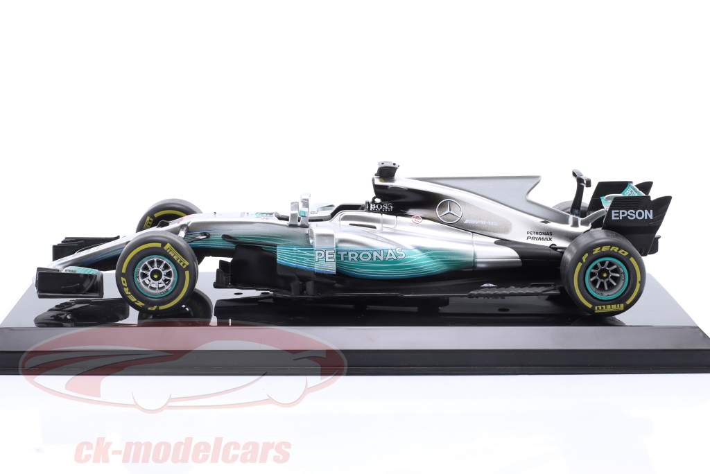 L. Hamilton Mercedes-AMG F1 W08 #44 Formel 1 Weltmeister 2017 1:24 Premium Collectibles