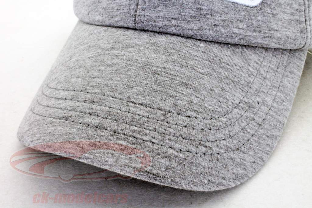 Martini que compete o boné de beisebol Porsche