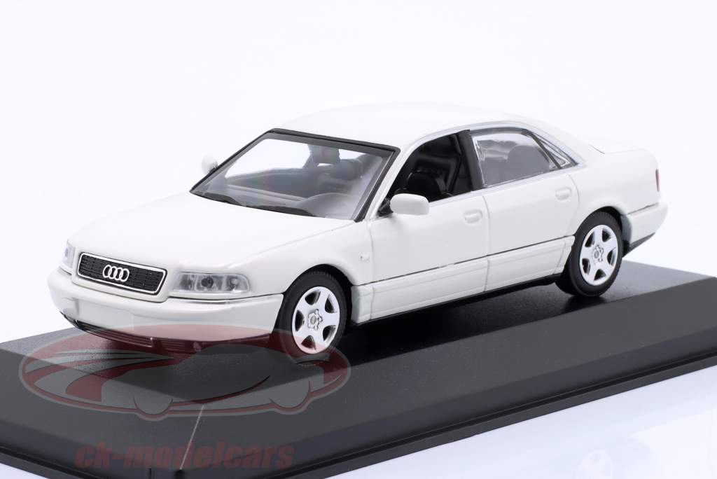 Audi A8 (D2) Année de construction 1999 blanc 1:43 Minichamps