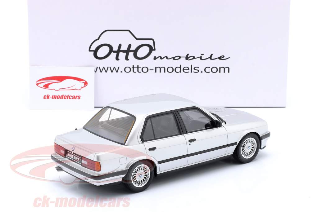 1/18 OTTO 1988 BMW 325i (E30) (Silver) Car Model
