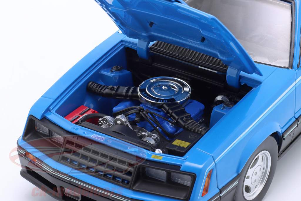Ford Mustang Cobra T-Top Byggeår 1981 blå / sort 1:18 Greenlight