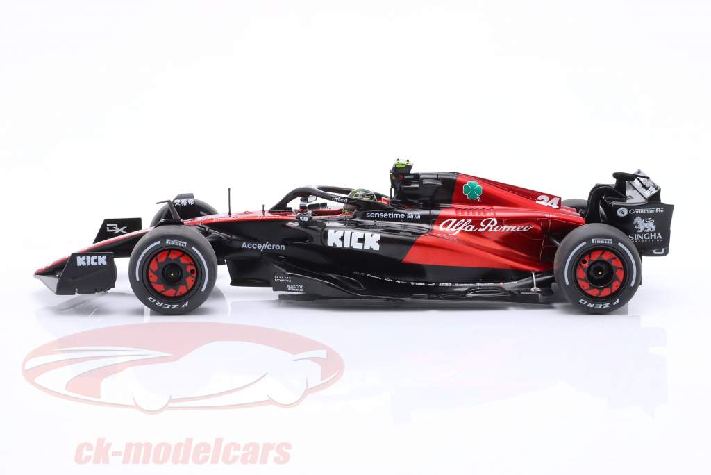 Zhou Guanyu Alfa Romeo C43 #24 Australian GP Formula 1 2023 1:18 Solido
