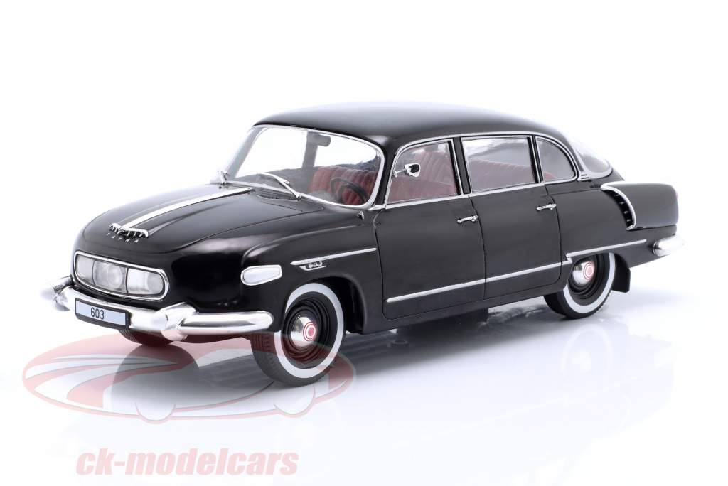 Tatra 603 Année de construction 1956 noir 1:24 WhiteBox