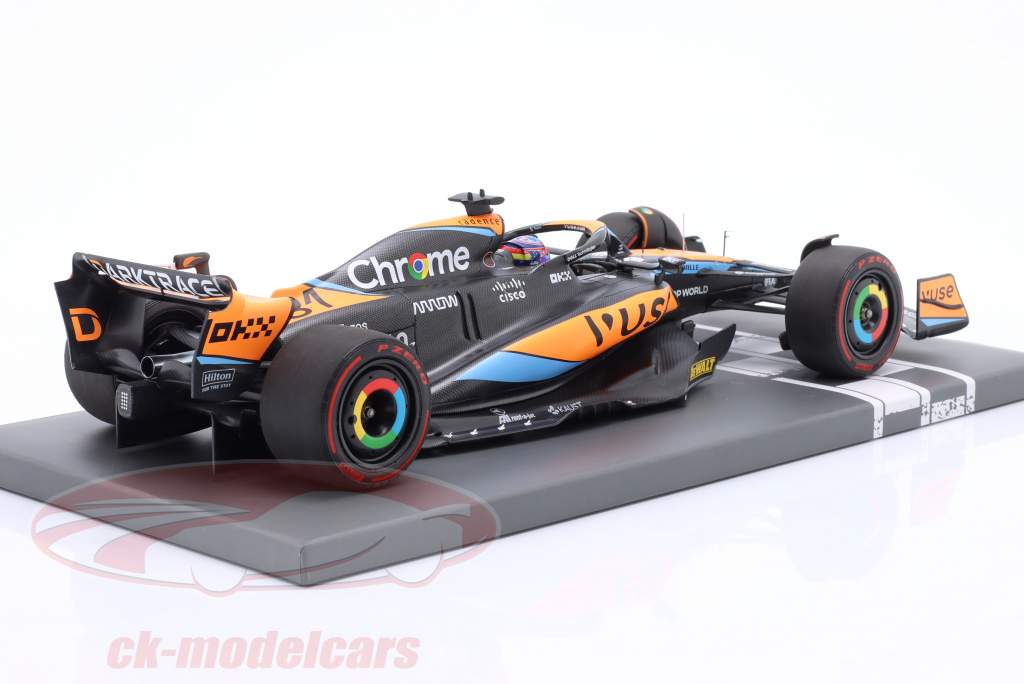 Oscar Piastri McLaren MCL60 #81 formula 1 2023 1:18 Minichamps