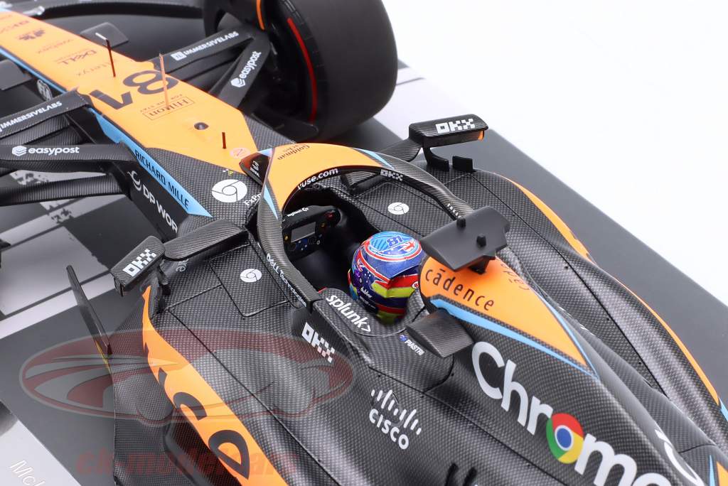 Oscar Piastri McLaren MCL60 #81 formula 1 2023 1:18 Minichamps