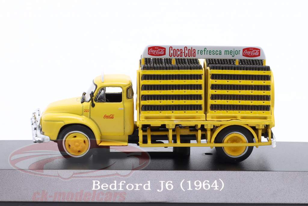 Bedford J6 Coca-Cola bestelwagens Bouwjaar 1964 geel 1:72 Edicola