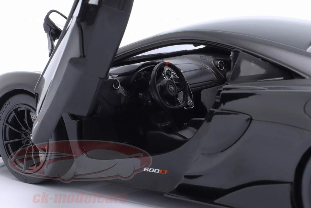 McLaren 600LT Coupe Byggeår 2018 sort 1:18 Solido