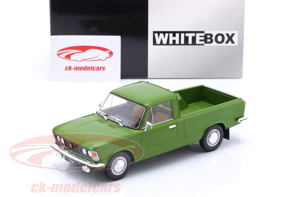 Fiat 125p Pick-Up Byggeår 1975 grøn 1:24 WhiteBox