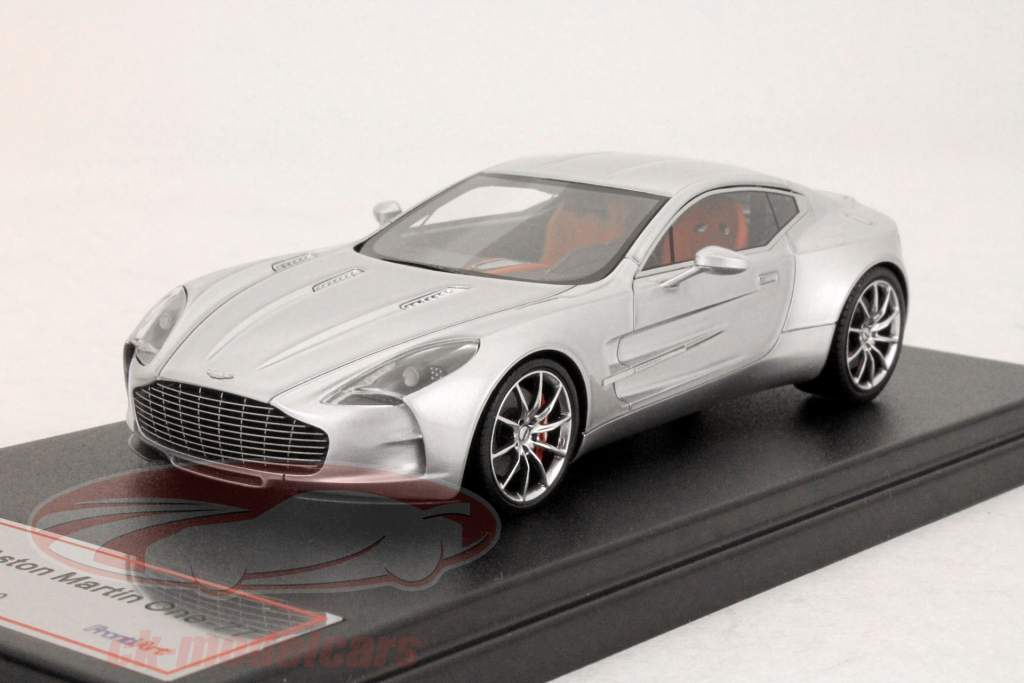 Aston Martin One-77 silver 1:43 FrontiArt