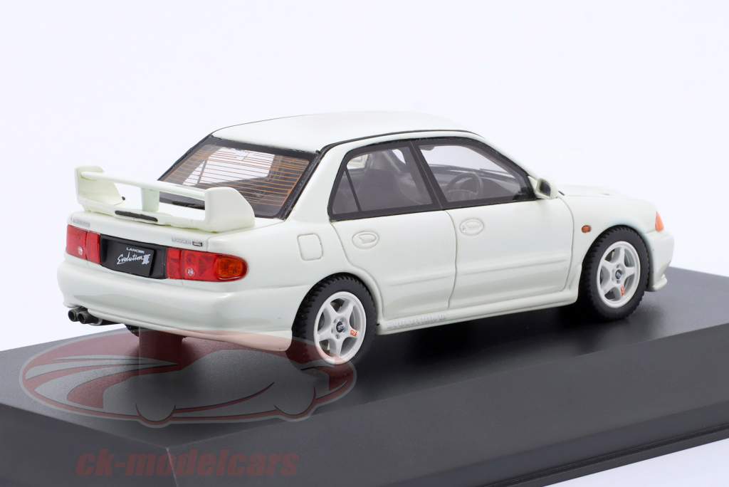 Mitsubishi Lancer GSR Evolution III Bouwjaar 1995 wit 1:43 Kyosho