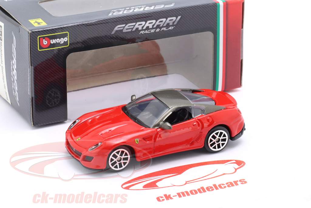 Ferrari 599 GTO Année de construction 2010 rouge 1:64 Bburago