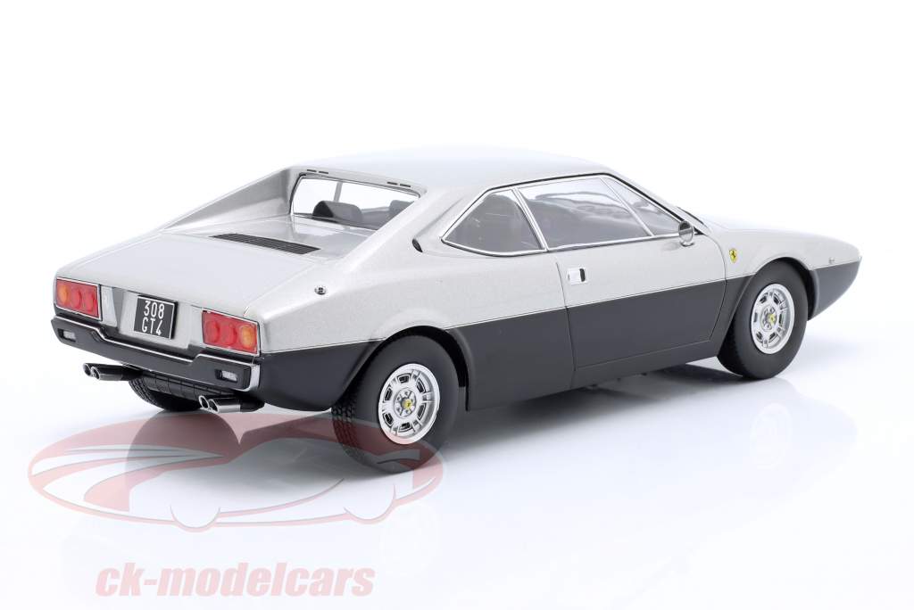 Ferrari 308 GT4 Byggeår 1974 sølv / kedelig sort 1:18 KK-Scale
