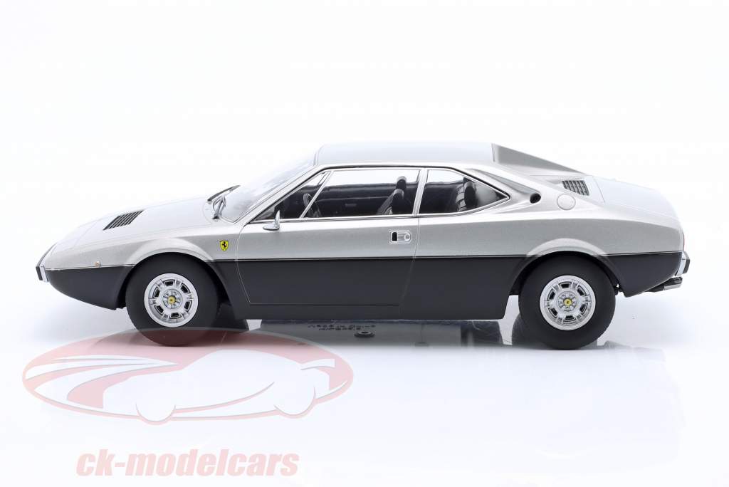 Ferrari 308 GT4 Byggeår 1974 sølv / kedelig sort 1:18 KK-Scale