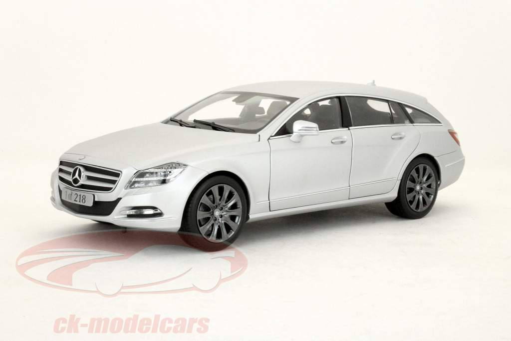 Mercedes-Benz CLS Shooting Brake Paris Motor Show uno y dieciocho Norev limitada 125 piezas
