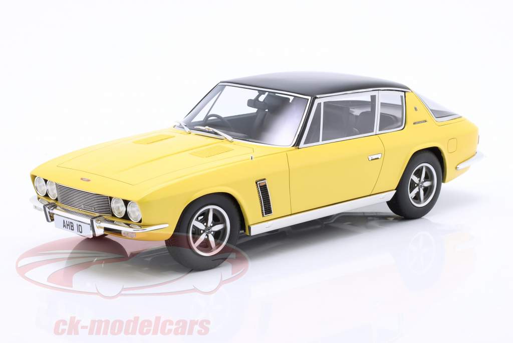 Jensen Interceptor III Construction year 1972-1975 yellow 1:18 Cult Scale