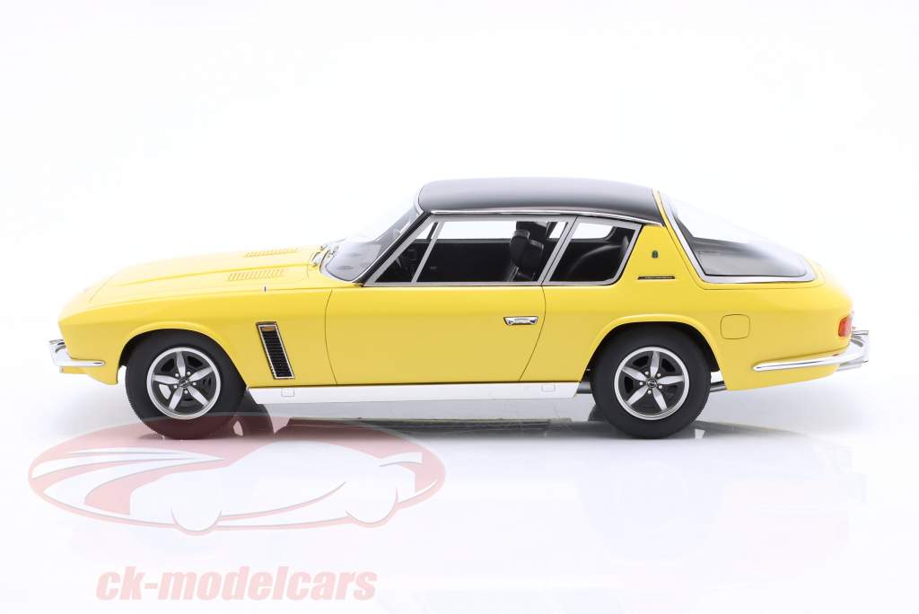 Jensen Interceptor III Construction year 1972-1975 yellow 1:18 Cult Scale