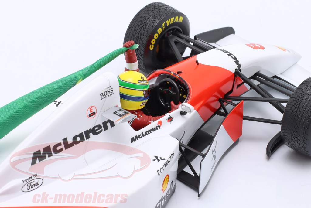 Ayrton Senna McLaren MP4/8 #8 ganhador europeu GP Fórmula 1 1993 1:18 Minichamps
