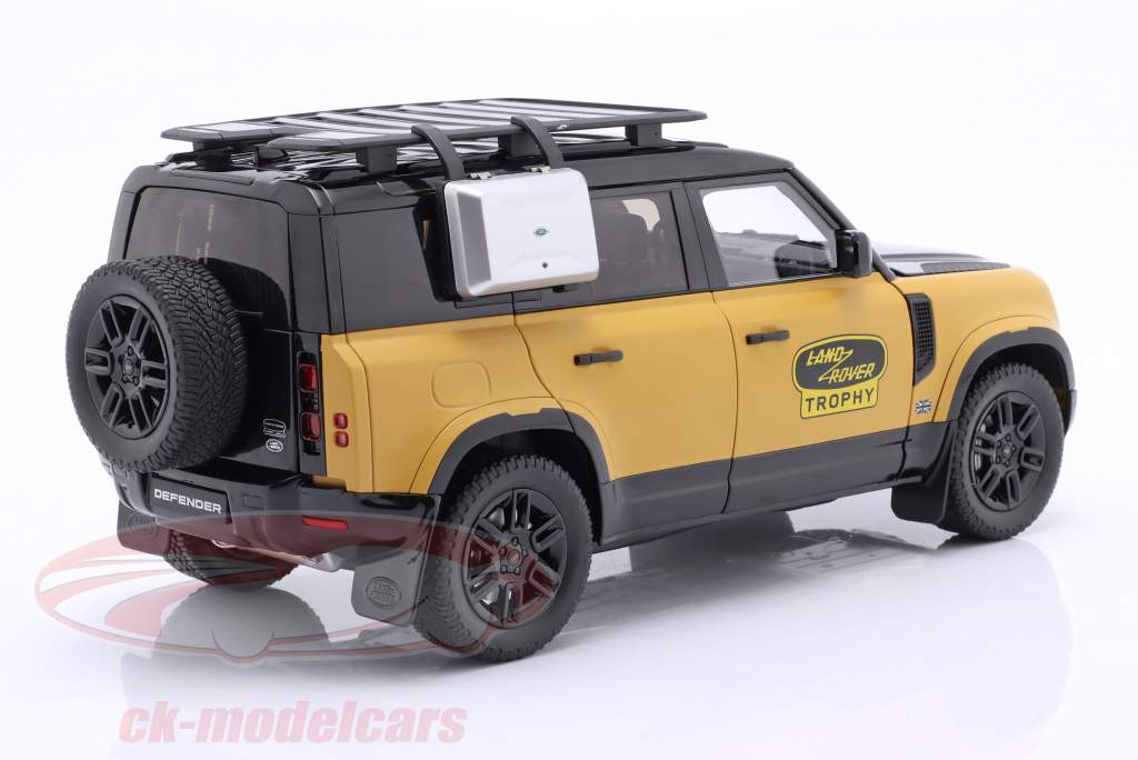 Land Rover Defender 110 Trophy Edition 2022 yellow / black 1:18 Almost Real