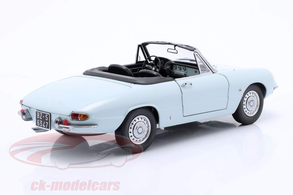 Alfa Romeo 1600 Duetto Spider year 1966 light blue 1:18 TOURING