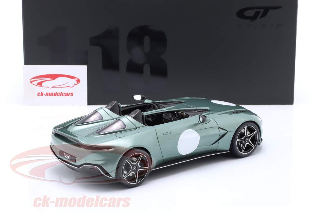 Aston Martin V12 Speedster green metallic 1:18 GT-Spirit