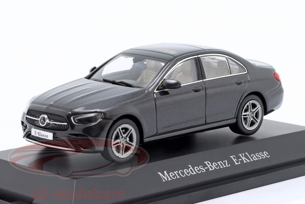 Mercedes-Benz E-Klasse AMG-Line (W213) MOPF 2020 graphitgrau 1:43 iScale