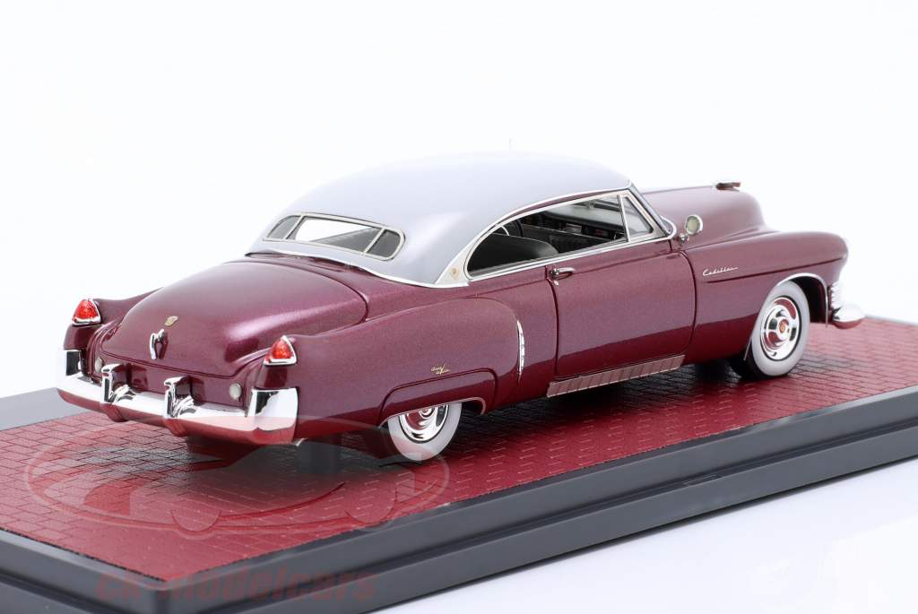 Cadillac Coupe DeVille Show Car Año de construcción 1949 rojo metálico 1:43 Matrix