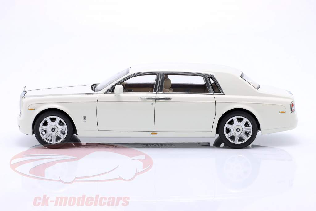 Rolls Royce Phantom EWB Limousine Baujahr 2012 weiß 1:18 Kyosho