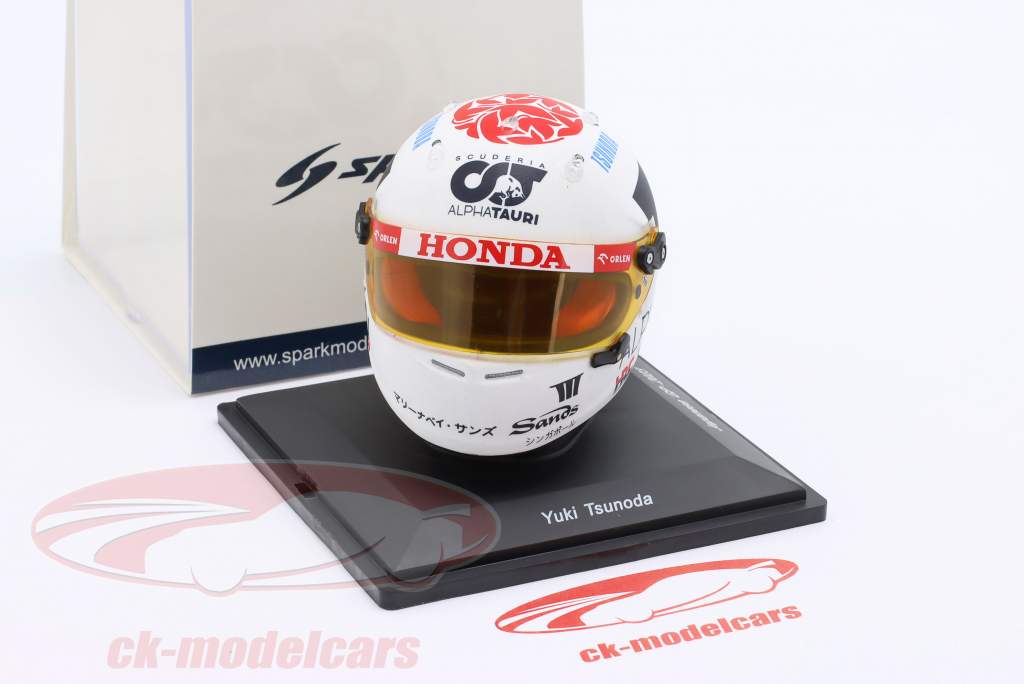 Yuki Tsunoda AlphaTauri AT04 #22 Japão GP Fórmula 1 2023 capacete 1:5 Spark