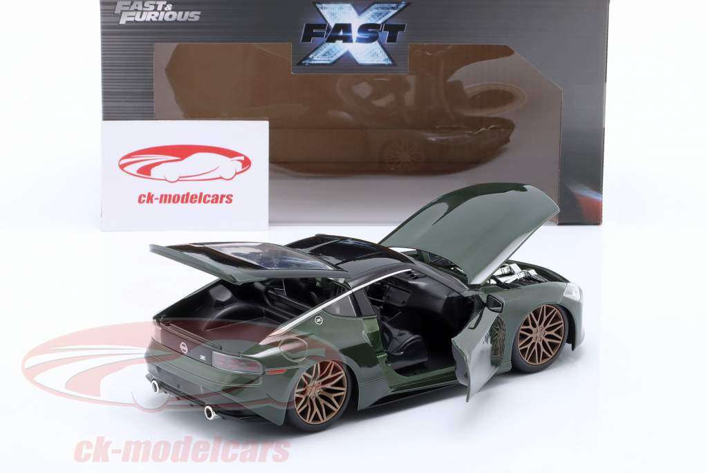 Nissan Z 2023 Fast X (Fast & Furious 10) verde oscuro metálico 1:24 Jada Toys
