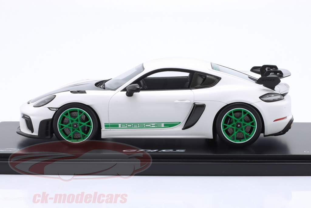 Porsche 718 (982) GT4 RS 2021 weiß / grüne Felgen 1:18 Spark