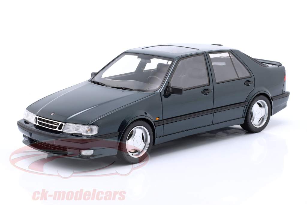 Saab 9000 Aero CS skarabäusgrün 1:18 DNA Collectibles