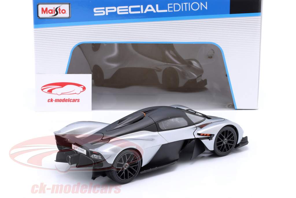 Aston Martin Valkyrie Anno di costruzione 2022 argento 1:18 Maisto