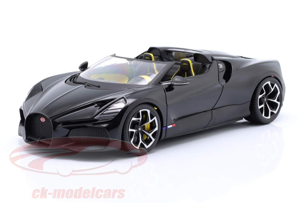 Bugatti W16 Mistral Bouwjaar 2023 zwart 1:18 Bburago