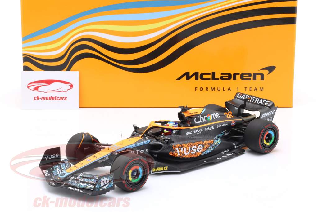 Oscar Piastri McLaren MCL36 #28 Abu Abu Dhabi Test Formula 1 2022 1:18 Minichamps