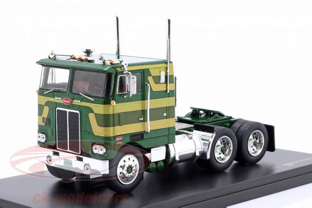 Peterbilt 352 Pacemaker SZM Ano de construção 1979 verde / ouro 1:43 Ixo