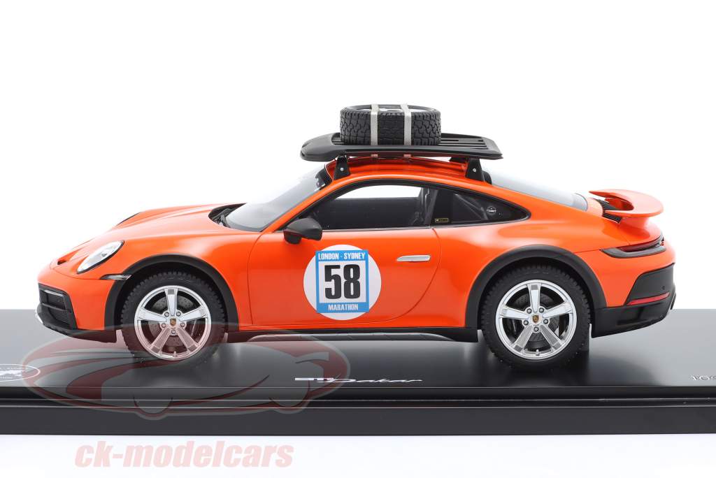 Spark 1:18 Porsche 911 (992) Dakar RED58 Special