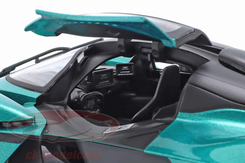 Aston Martin Valkyrie Byggeår 2022 grøn 1:18 Maisto