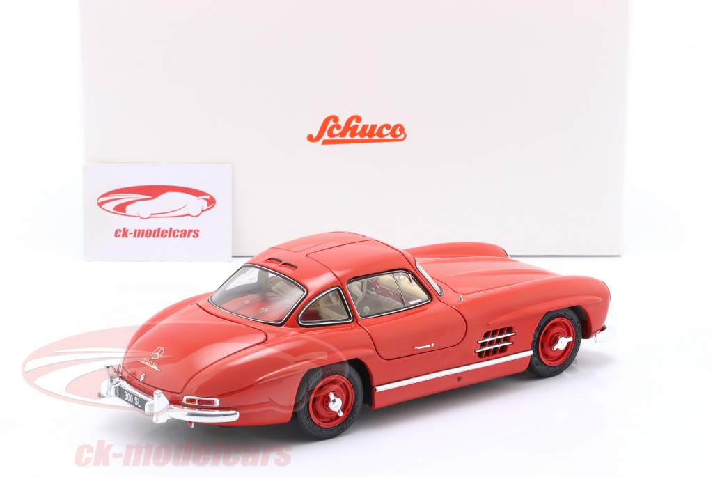 Schuco 1:18 Mercedes-Benz 300 SL Coupe (W198) 赤 450060100
