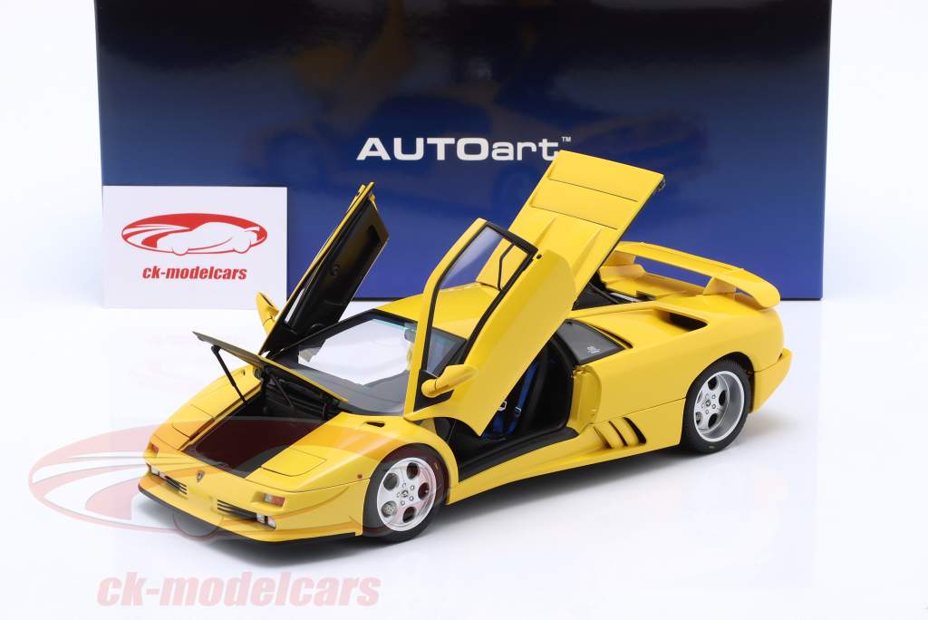 Lamborghini Diablo SE30 Jota Baujahr 1995 superfly gelb 1:18 AUTOart