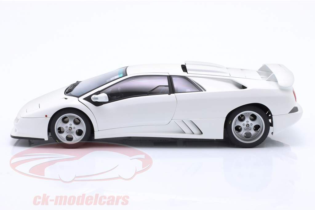 Lamborghini Diablo SE30 Jota Année de construction 1995 impact blanc 1:18 AUTOart