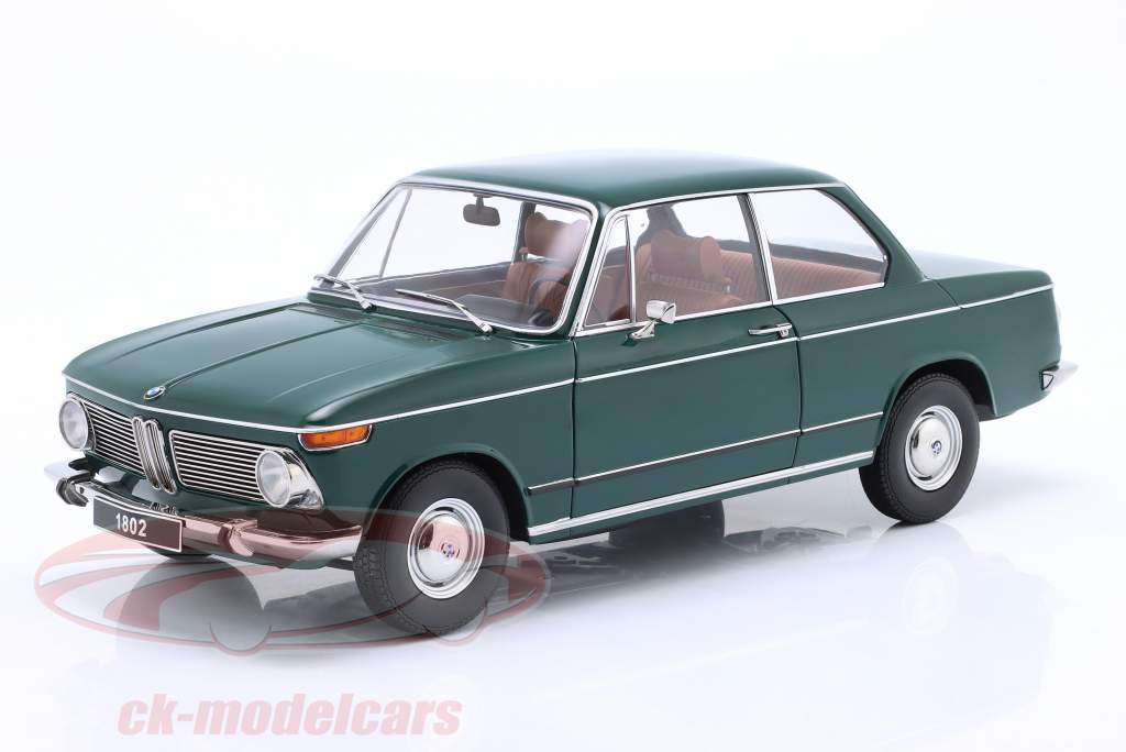 BMW 1802 1. série Année de construction 1967 vert 1:12 KK-Scale